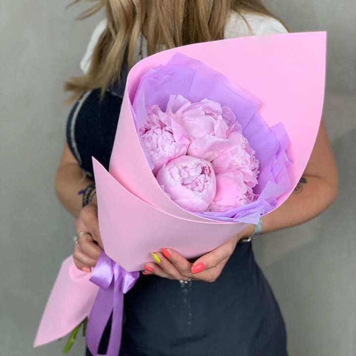 Букет пионов "Файв" в Нижнем Новгороде