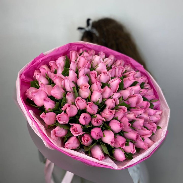 101 розовая роза "Опала" с доставкой в Сириусе