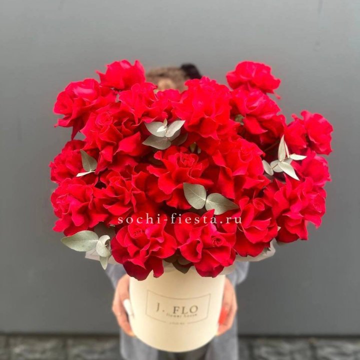 35 Французских роз в боксе в Нижнем Новгороде