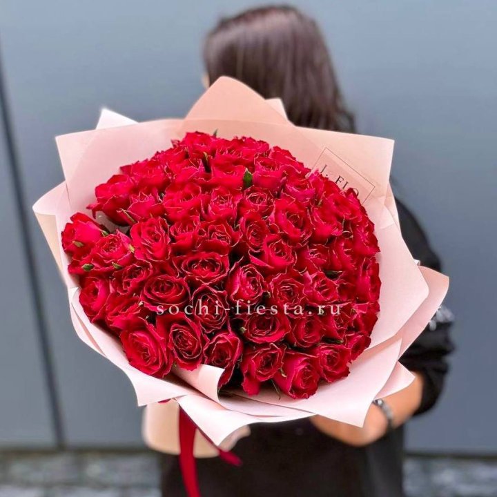 55 кенийских роз в Нижнем Новгороде