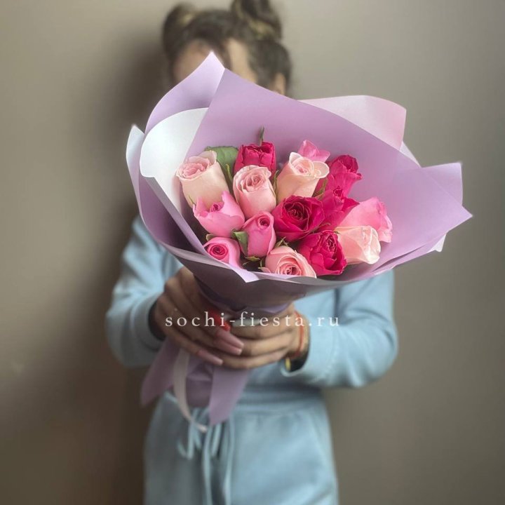 Букет из 15 роз Микс (Кения) в Нижнем Новгороде