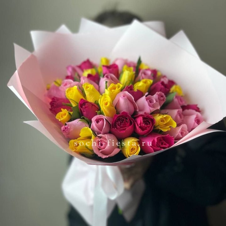 Букет из 51 розы Микс (Кения) в Нижнем Новгороде