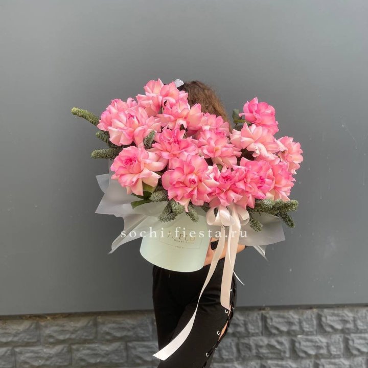 Бокс из 15 французских роз в Сириусе