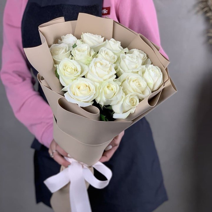 15 белых роз миракли в Сириусе