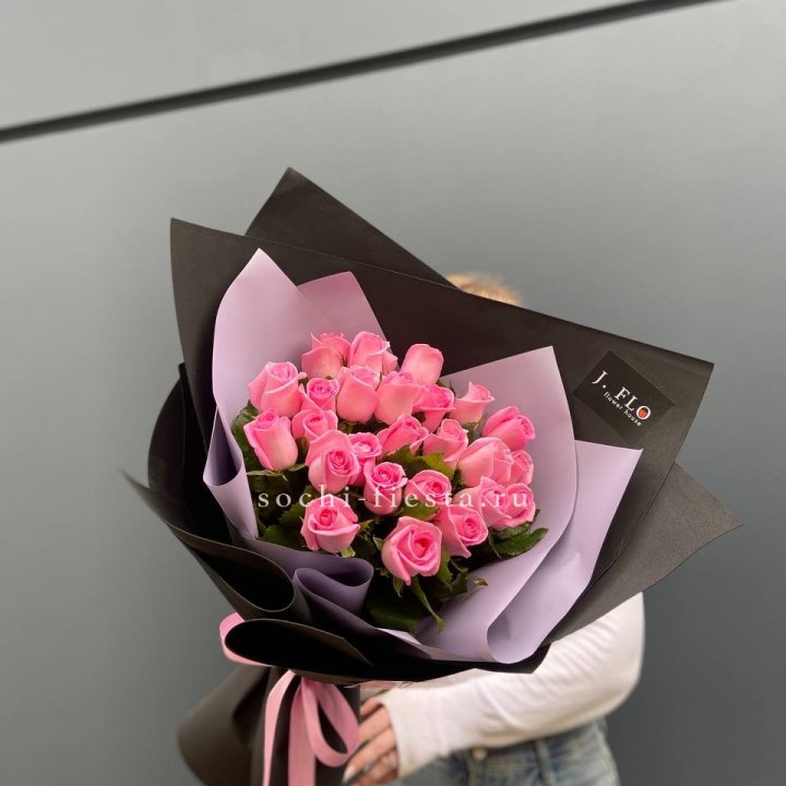 19 розовых роз  в Нижнем Новгороде