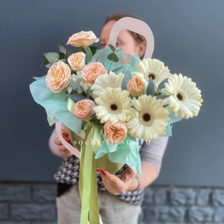  Сумочка "Лунная радуга" в Сириусе