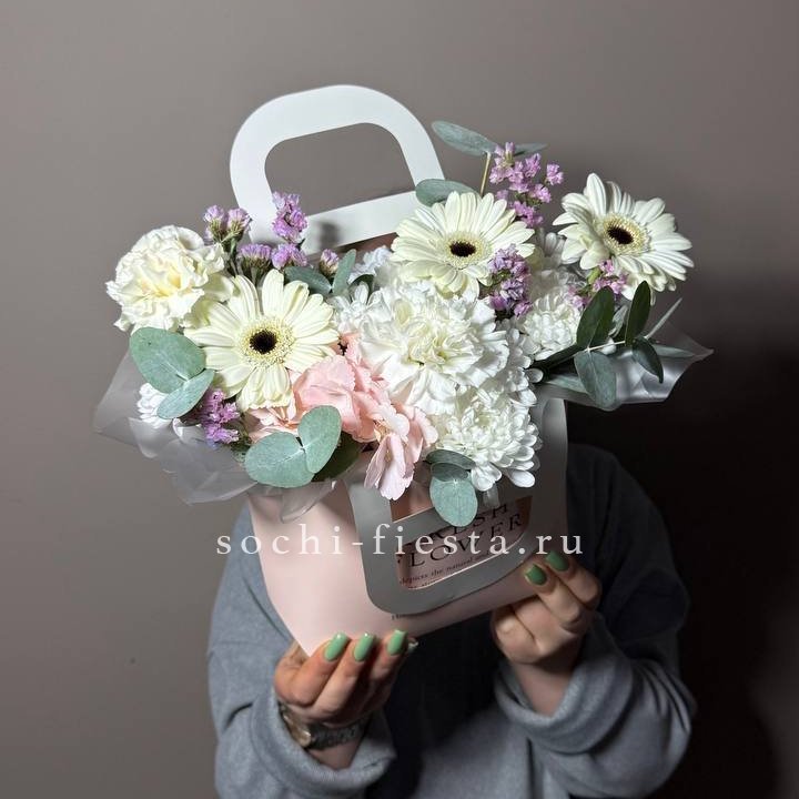 Сумочка "Чистая лазурь" в Сириусе