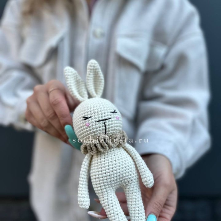 Зайка ручной работы в Сириусе